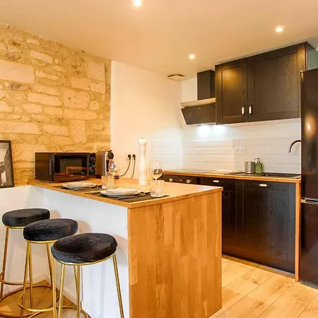 La Casa Elisa Family Town House Guest house *