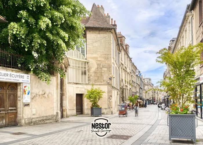 酒店 La Casa Elisa Family Town House *